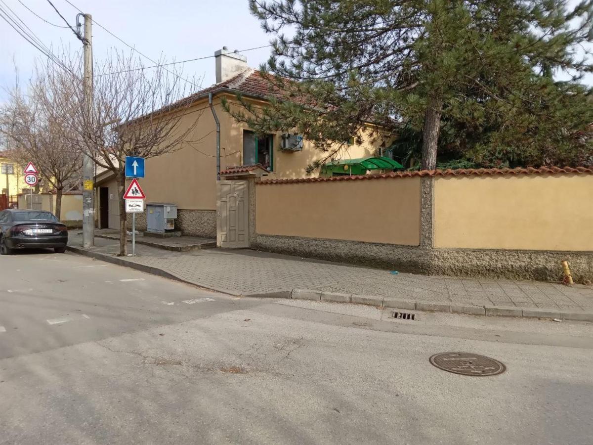 Къща За Гости -Хт 斯维伦格勒 外观 照片